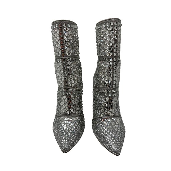 Steve Madden Whole Rhinestone Booties in Silver Stiletto Heel Stud Size 8.5 - Picture 6 of 13